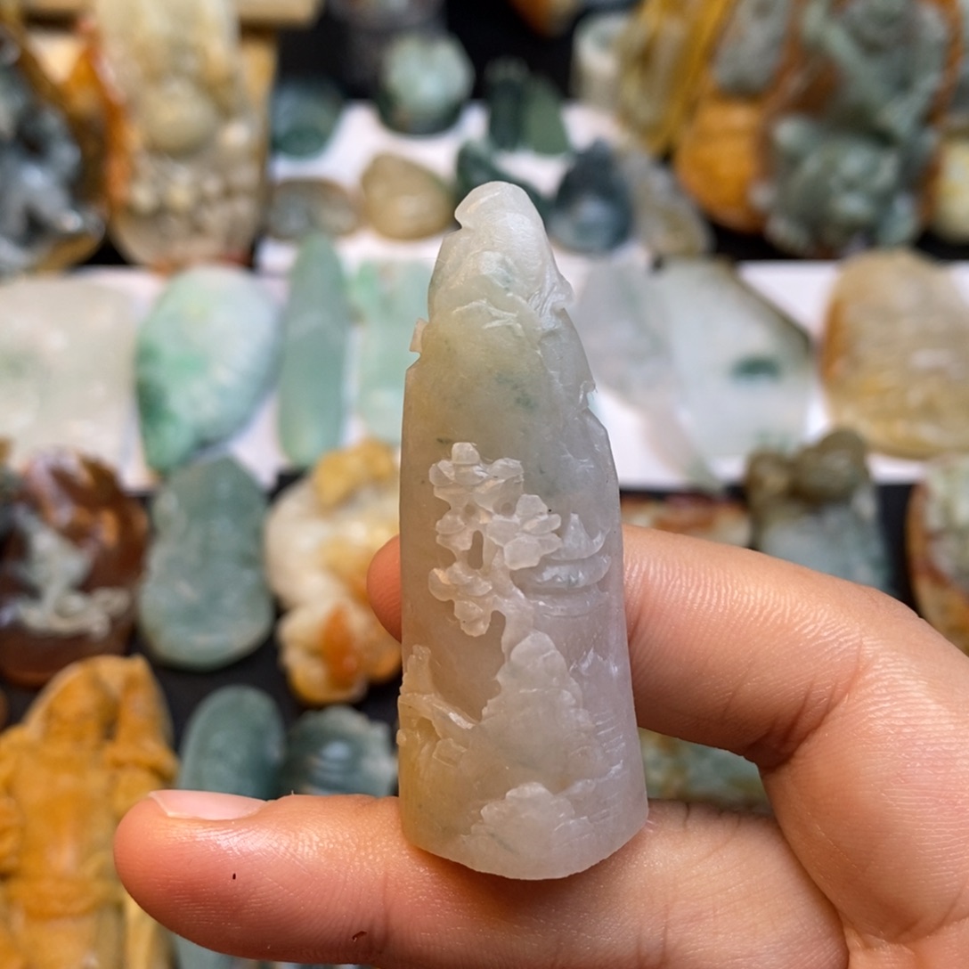 定制翡翠未镶嵌特色8