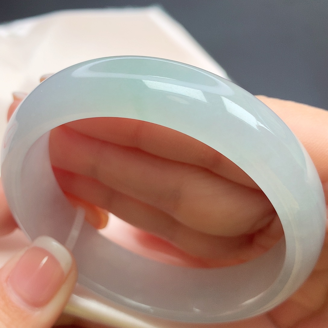 翡翠手镯未镶嵌09n n n n n n n n