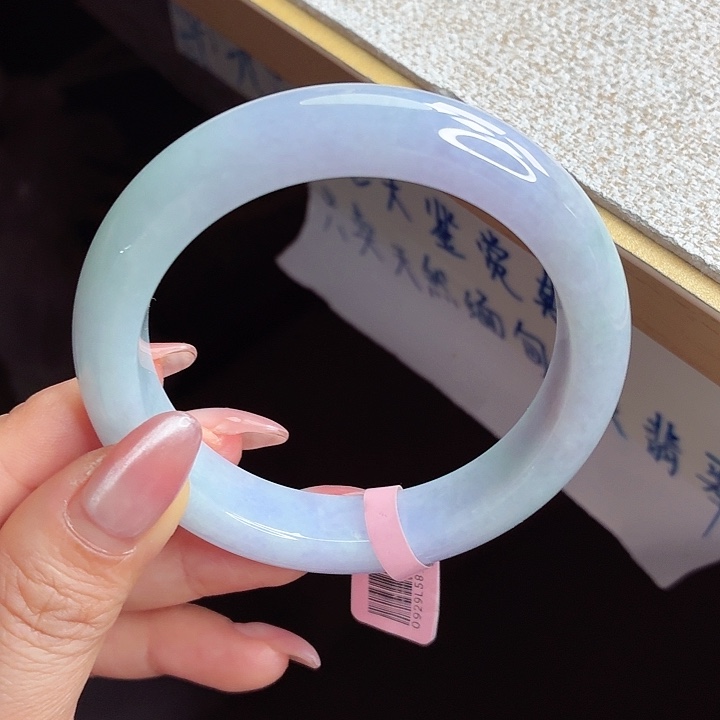 翡翠未镶嵌手镯手镯