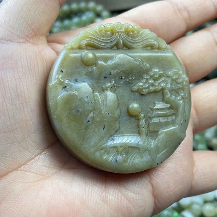 和田玉未镶嵌颈饰