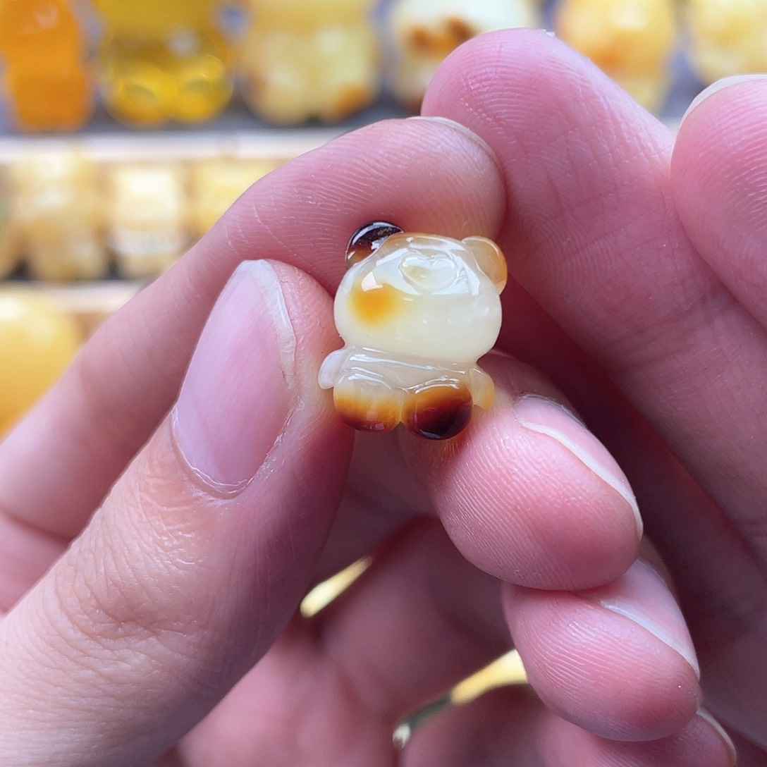 未镶嵌琥珀裸石蜜蜡