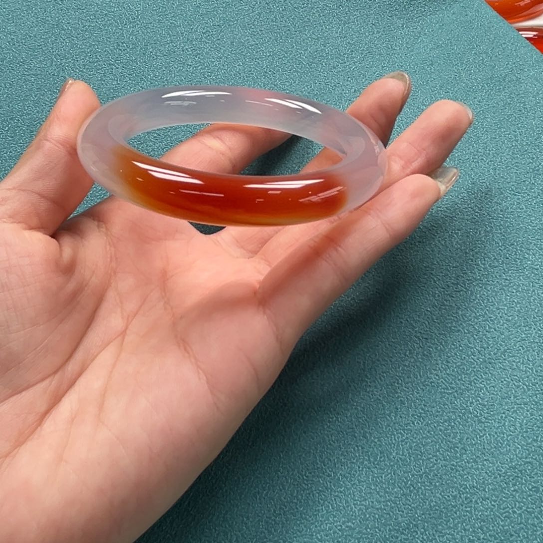 手镯玛瑙/玉髓未镶嵌