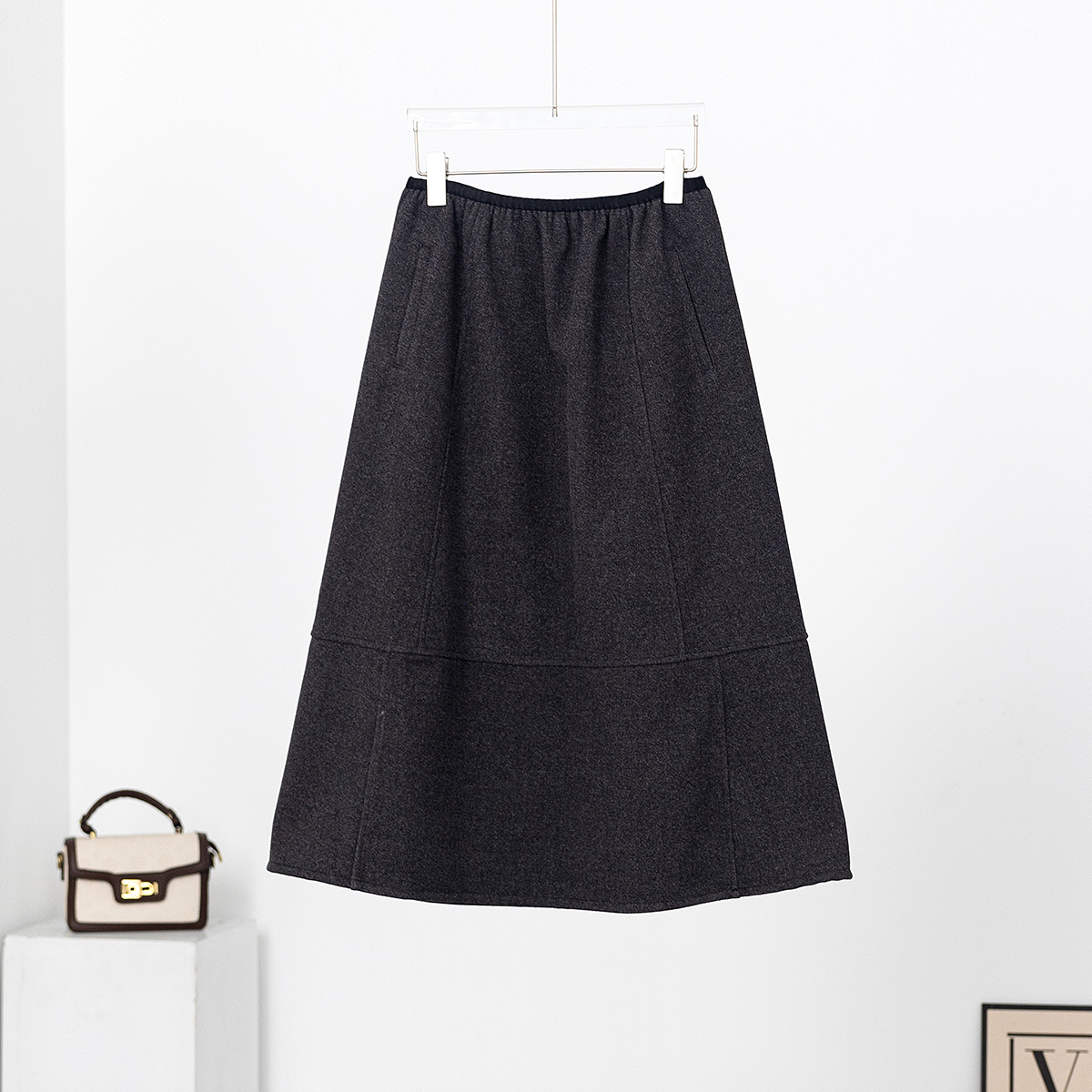 无印心匠k2011 秋冬柔软舒适百搭毛呢半身裙 C017