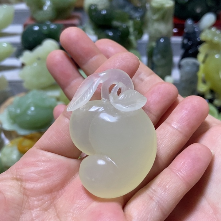 【闪购商品】蛇纹石玉挂件未镶嵌