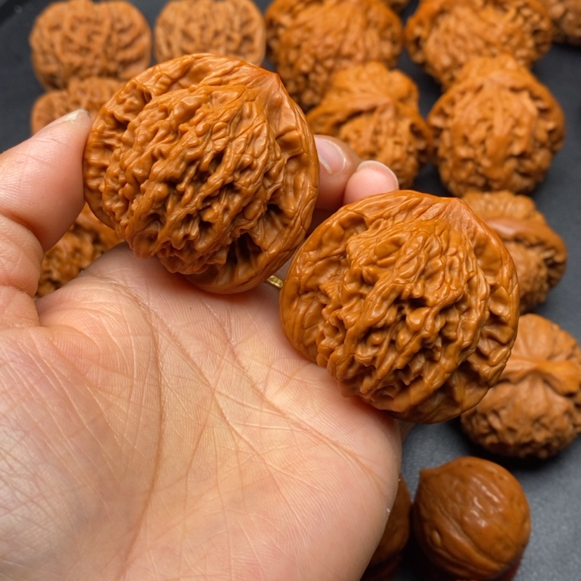 【闪购商品】文玩核桃把件44虎头