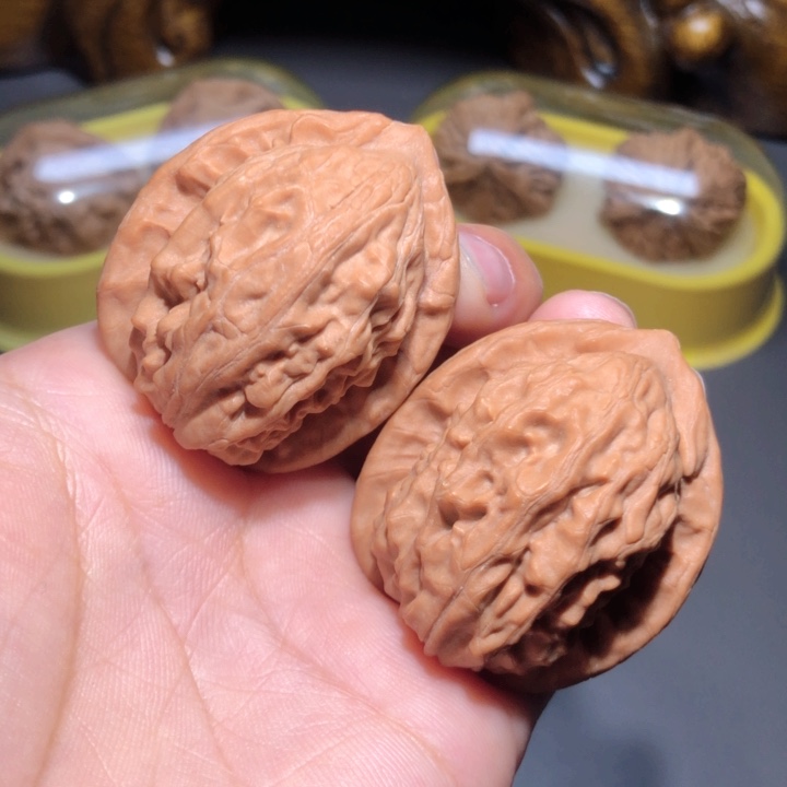 文玩核桃把件38大红袍