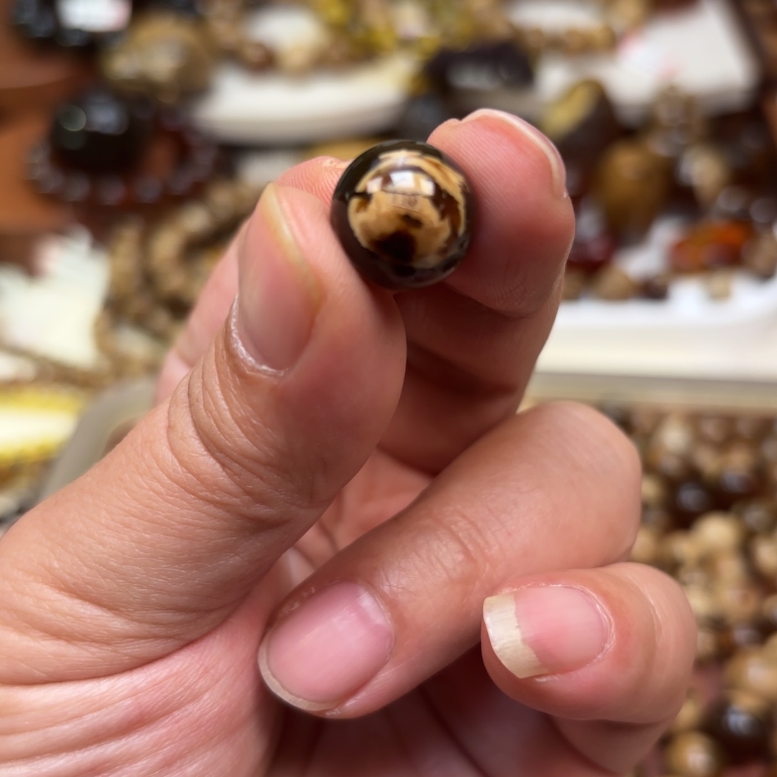 琥珀未镶嵌手链根珀溶洞蜜卡14单珠