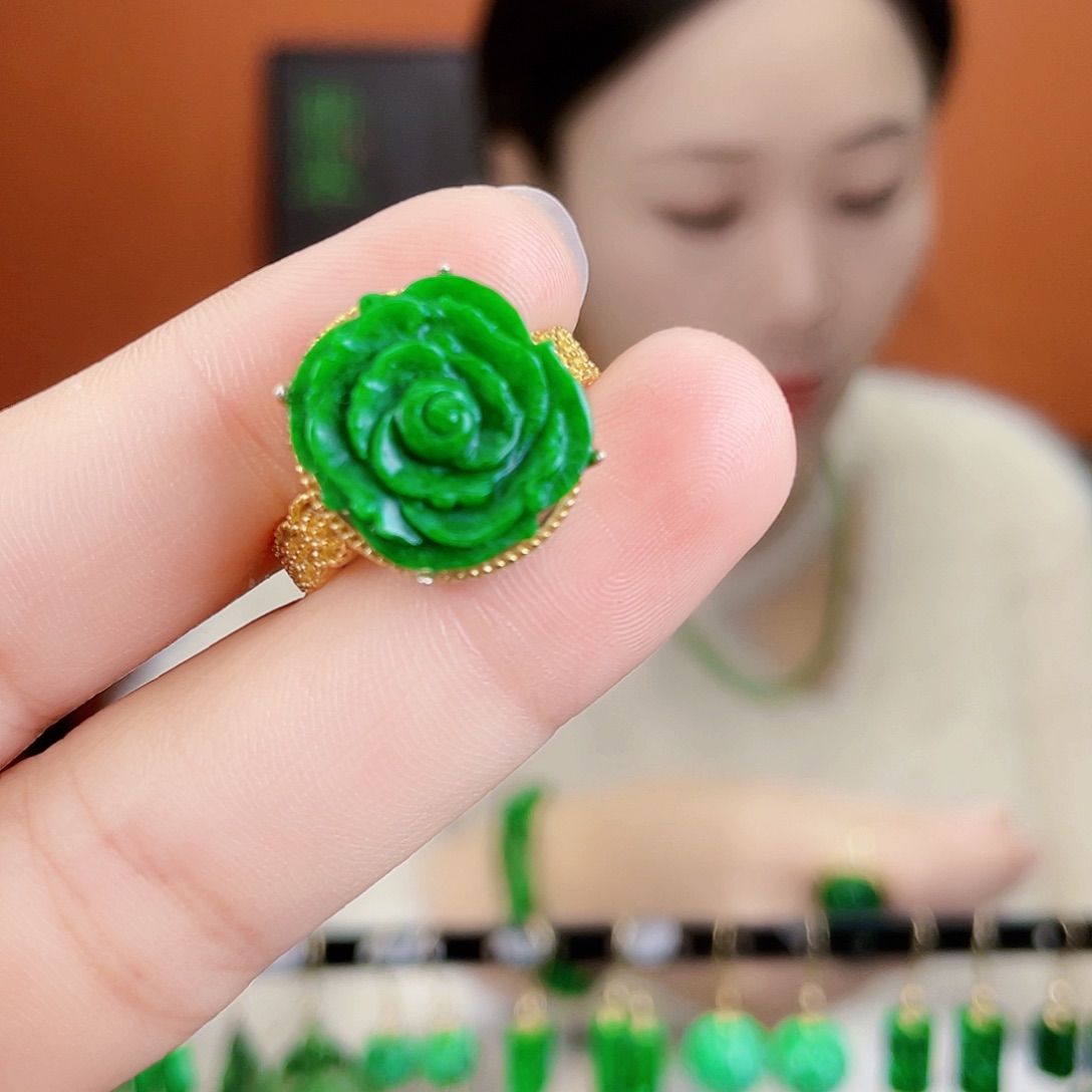 翡翠银S925镶嵌耳饰