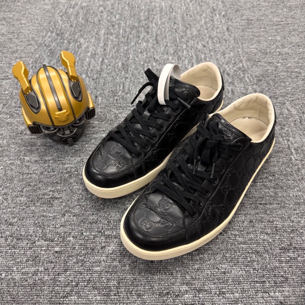 95新 GUCCI/古驰 /43.5码/黑色压花满印板鞋/公价6200/GM000257