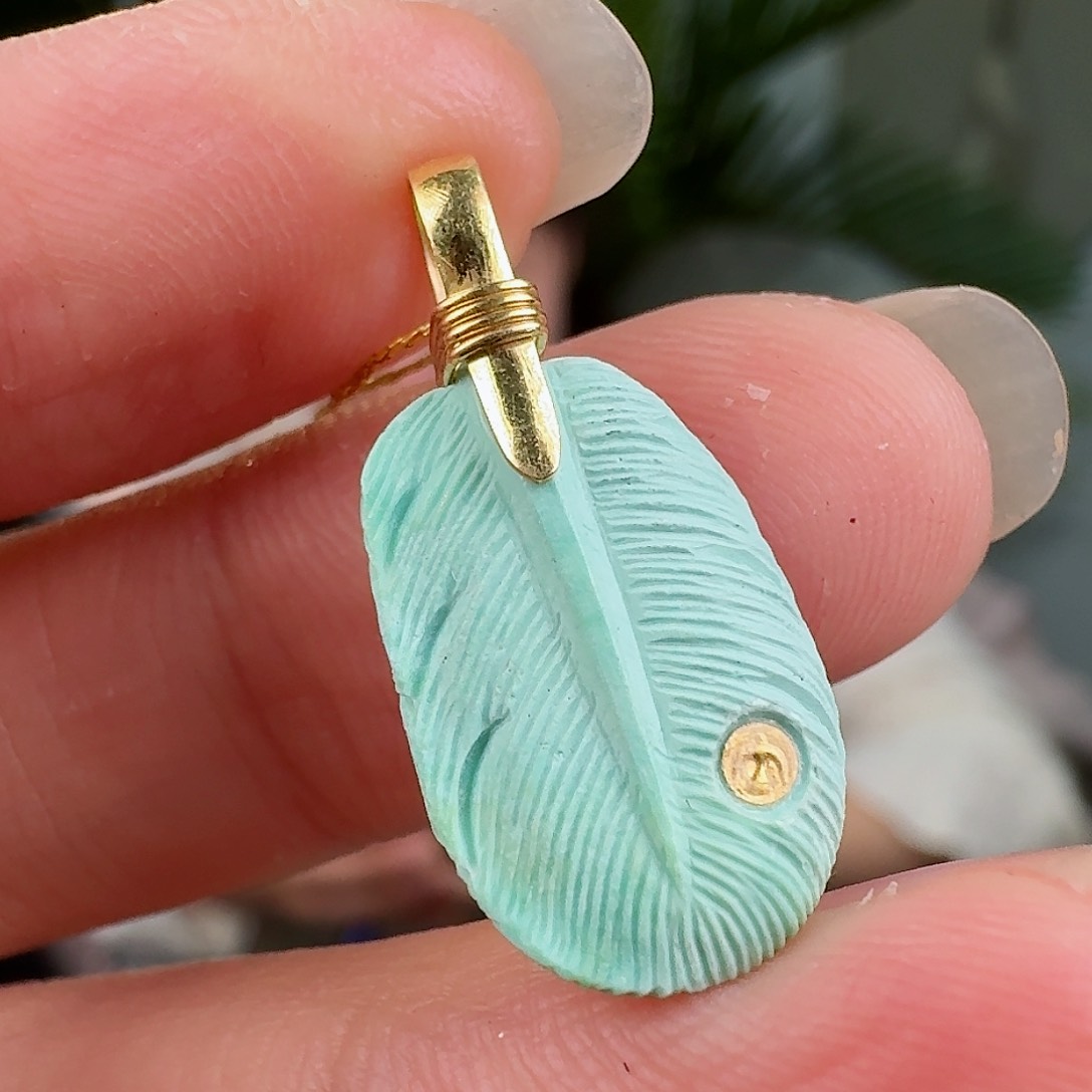 绿松石珠宝奇石18K金镶嵌