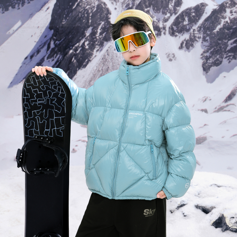 男大童冬季90白鸭绒户外亮面滑雪羽绒服2025新款儿童防水抗寒外套