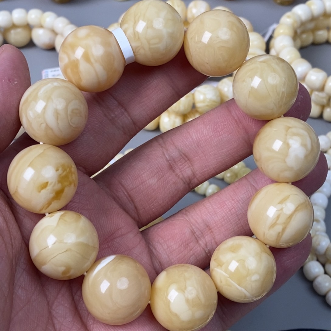 琥珀珠宝奇石未镶嵌20+mm