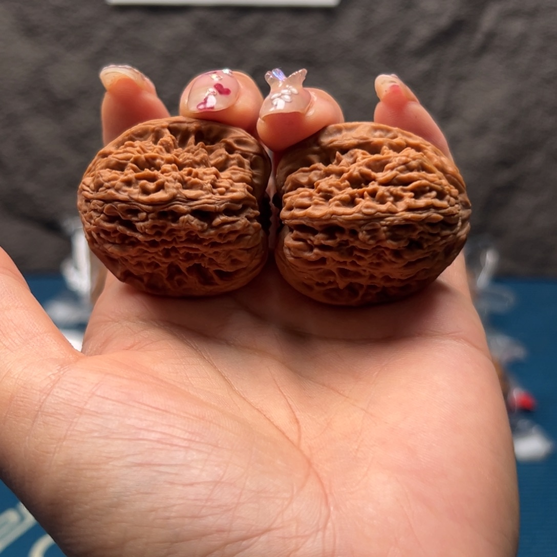 ****哒文玩核桃把件南疆36