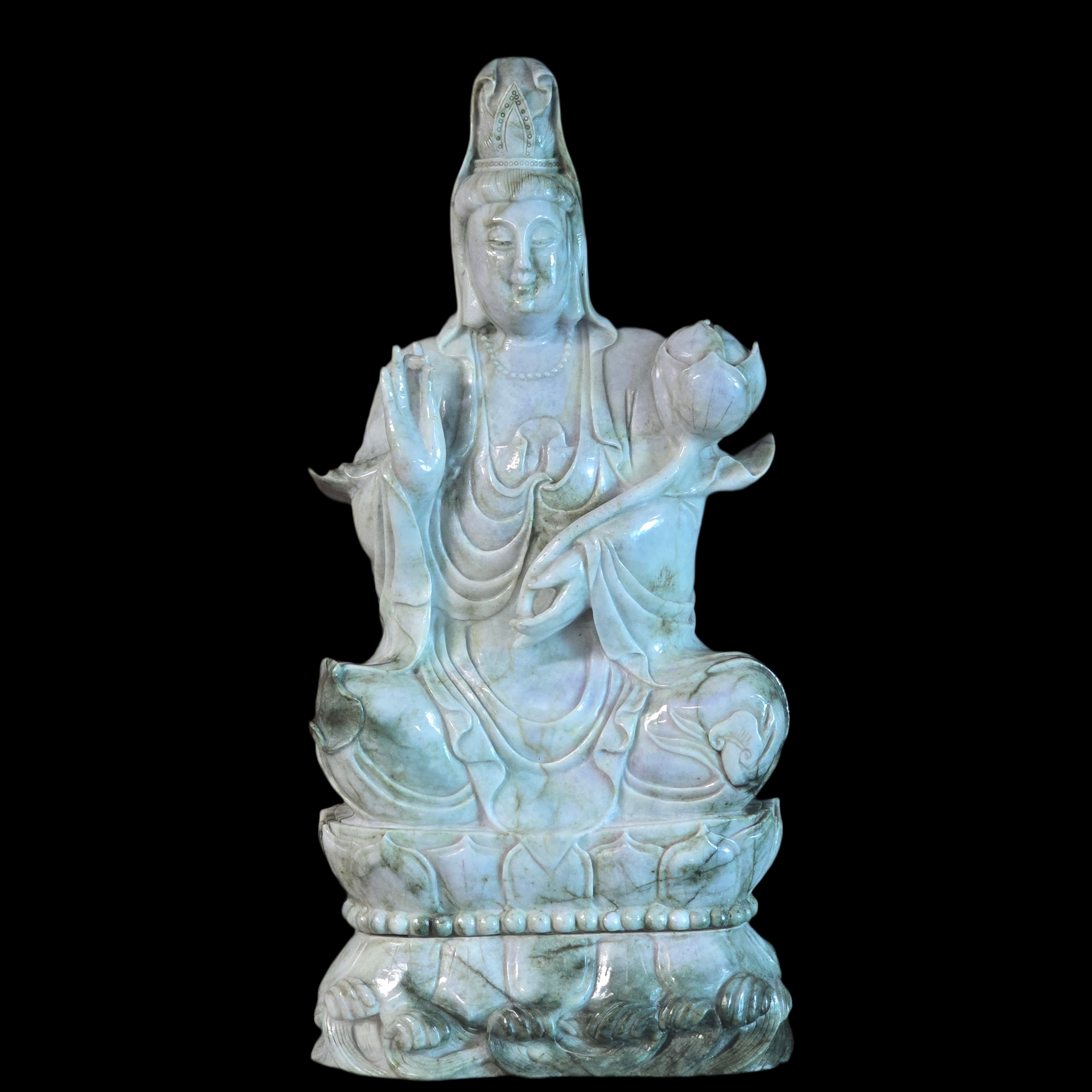 Lot28 20世纪 翡翠持莲巨形观音造像