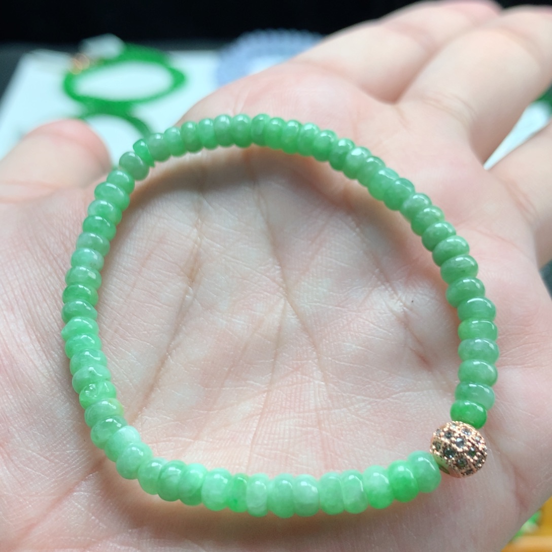 翡翠未镶嵌手链翡翠