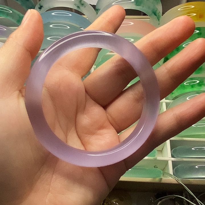 石英质玉未镶嵌手镯