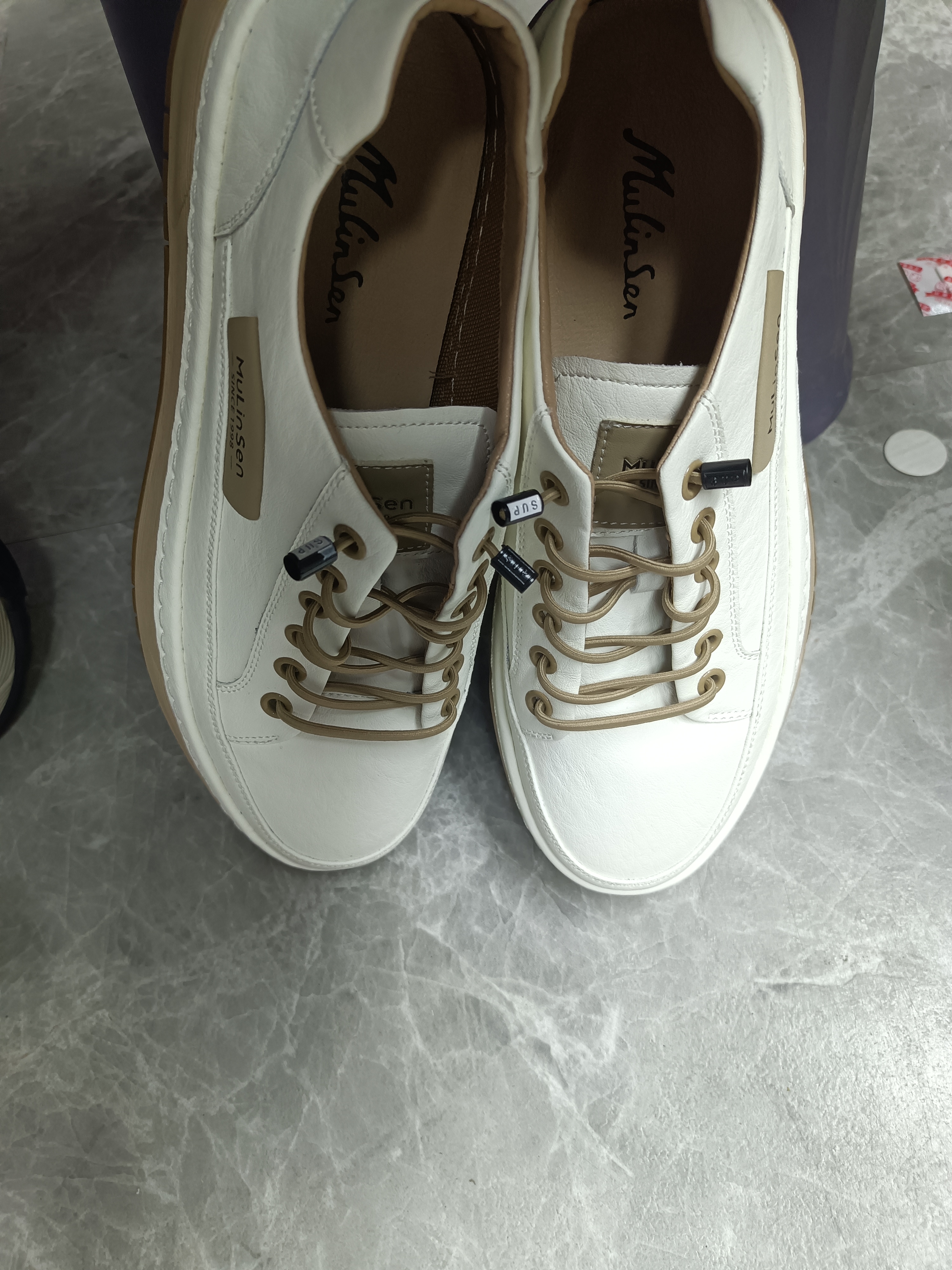 运动风帆布鞋休闲板鞋皮鞋车缝线防滑男款秋季