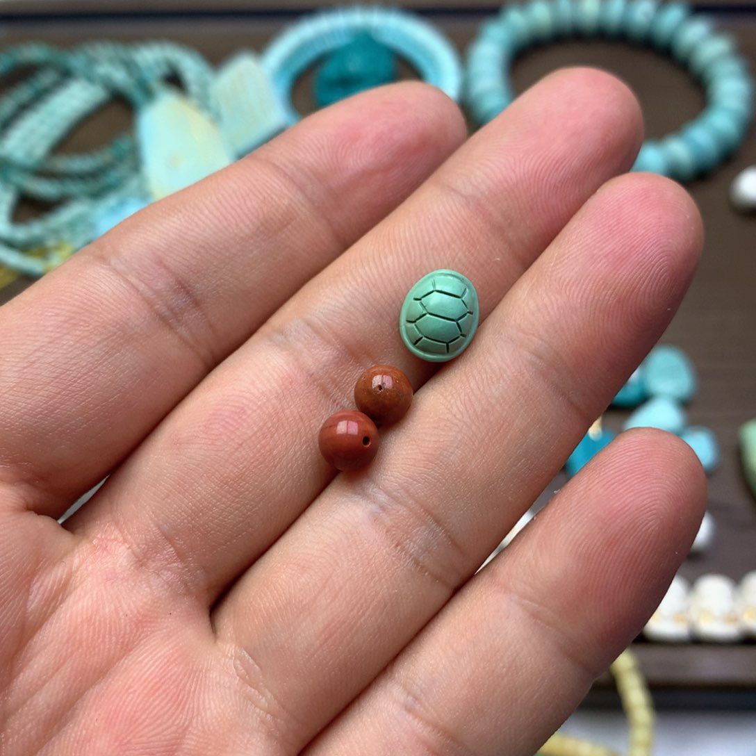 南红玛瑙雕刻未镶嵌