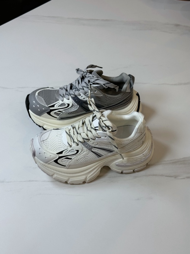 2025新款春款时尚百搭厚底透气女鞋时尚休闲鞋复古老爹鞋