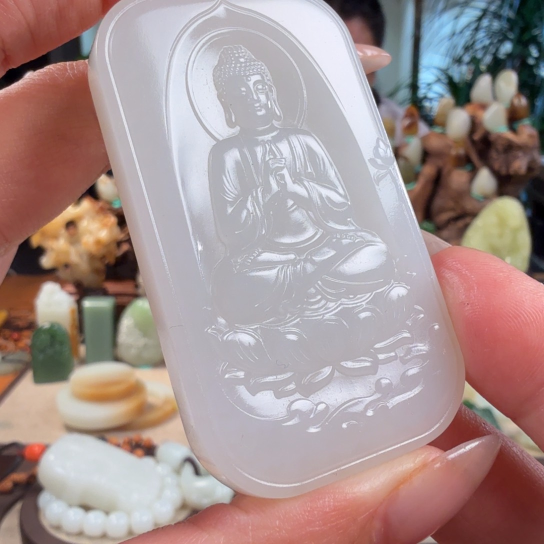 和田玉未镶嵌颈饰