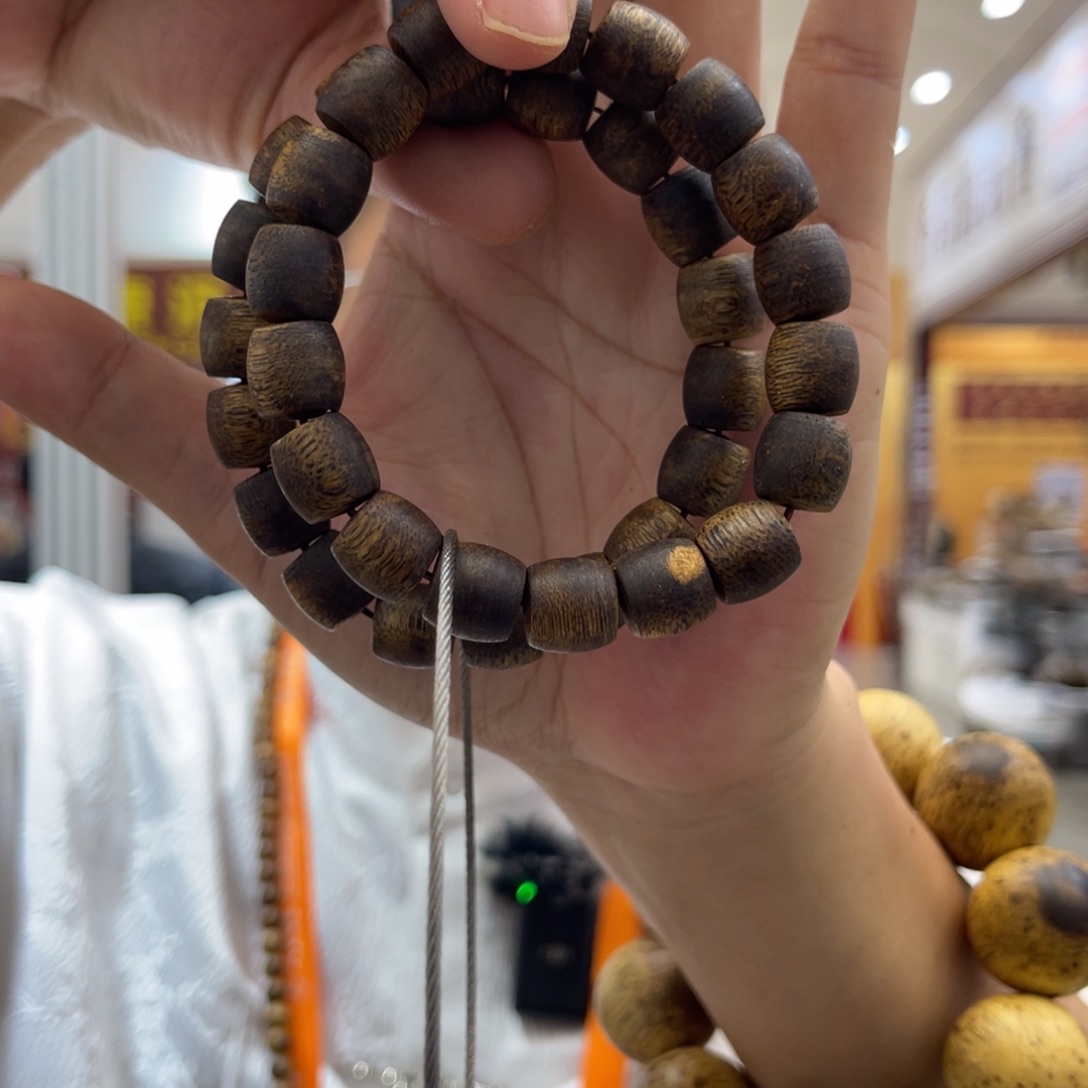 沉香手串海南沉香1.1鼓珠13克+多样性发一