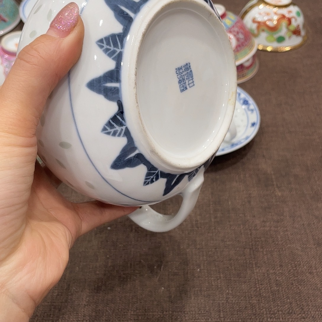 瓷片景德镇清米通茶壶