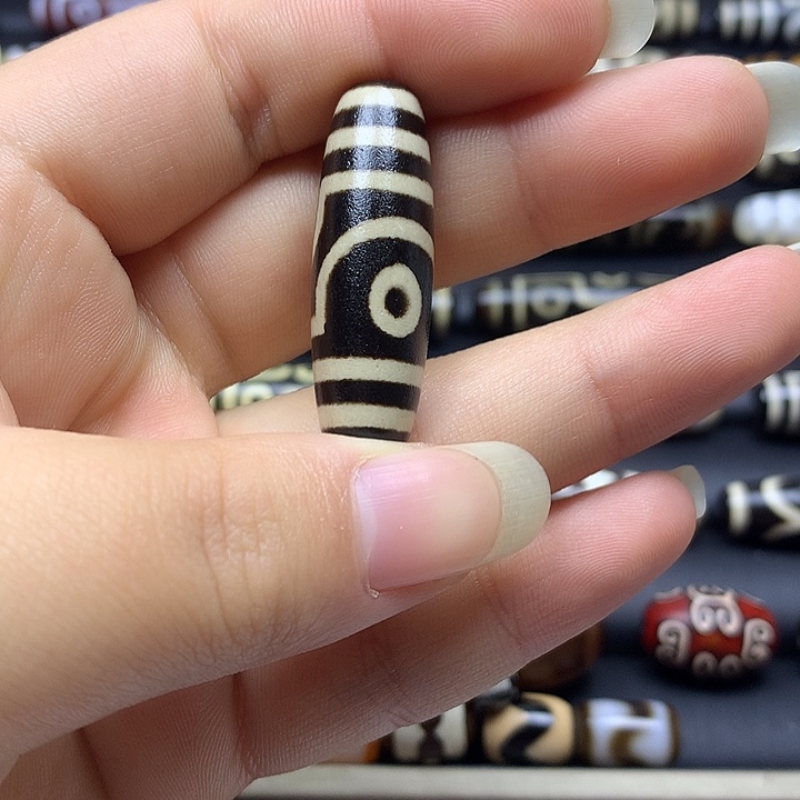 韬***诚玛瑙/玉髓未镶嵌颈饰