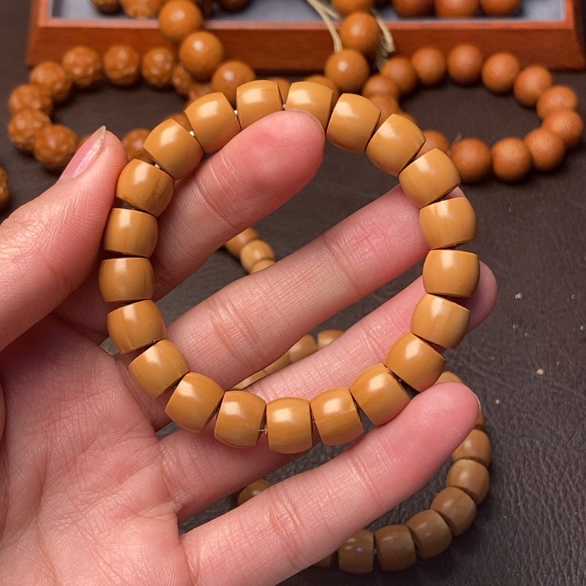 【闪购商品】橄榄核吊坠橄榄核