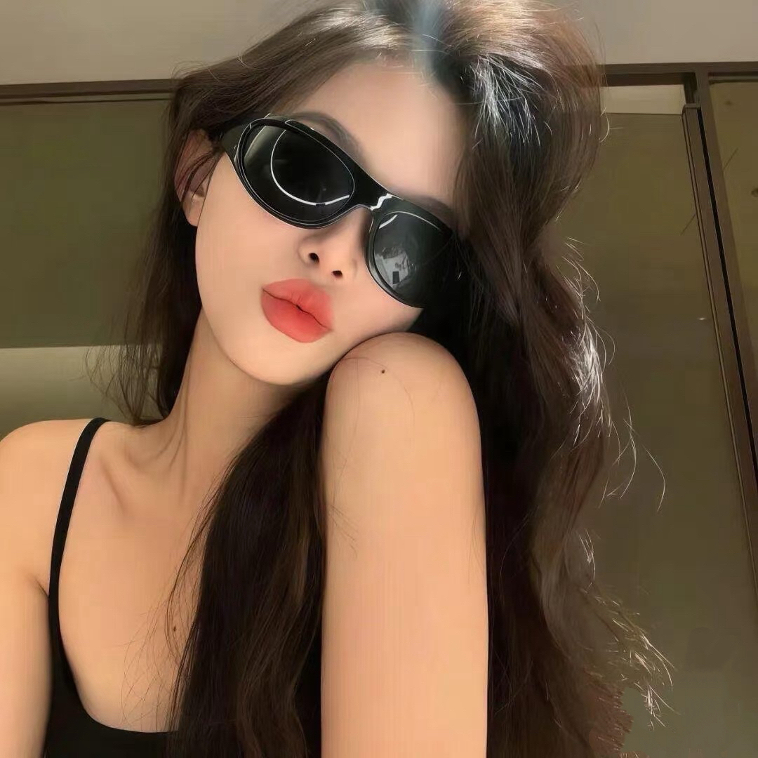 猫眼墨镜简约高级质感方圆脸显瘦气质欧美街拍遮阳太阳镜网红眼镜