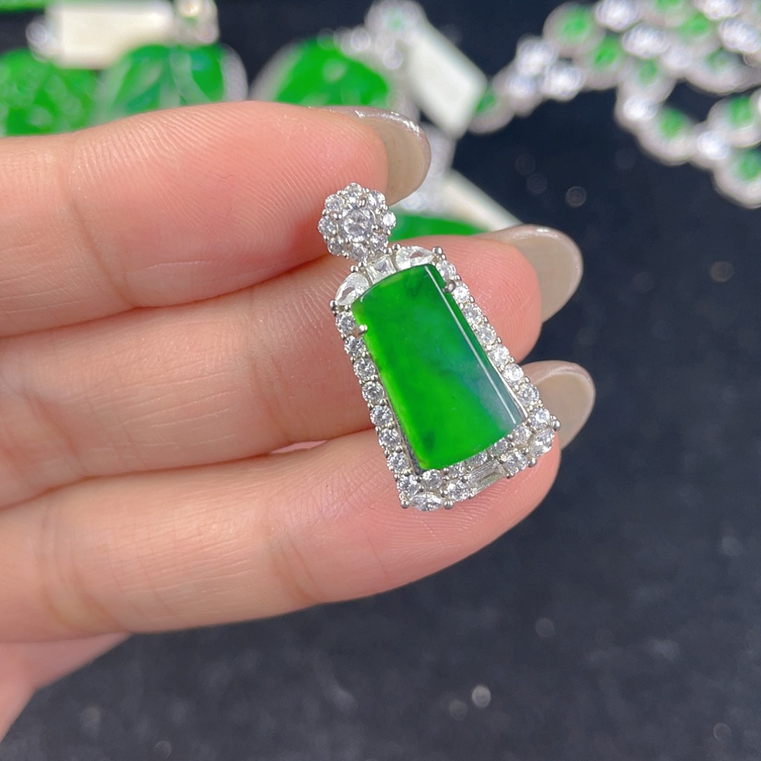 翡翠吊坠(不含链)银S925镶嵌