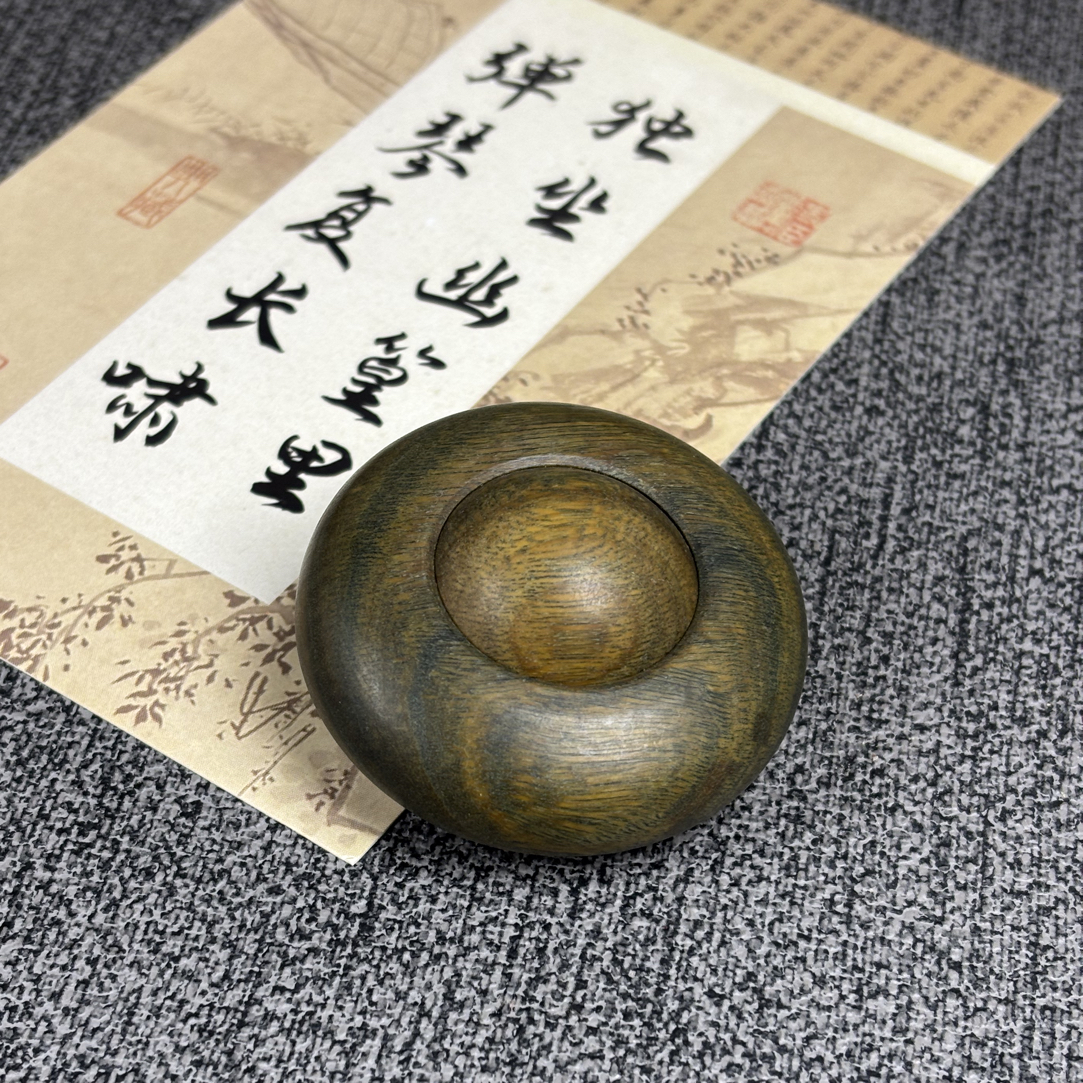 绿檀木手把件时来运转花纹随机发