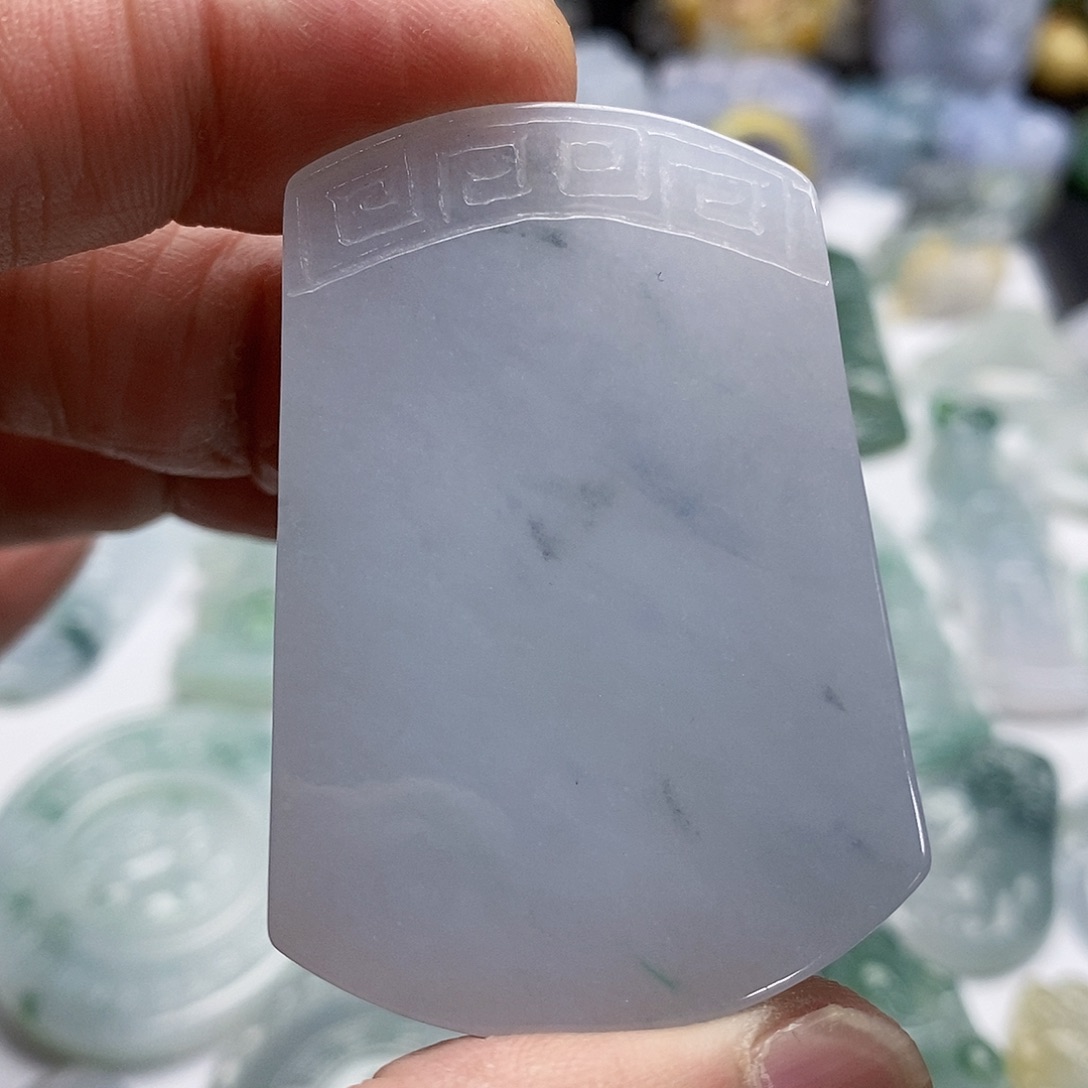 颈饰未镶嵌翡翠平安无事牌