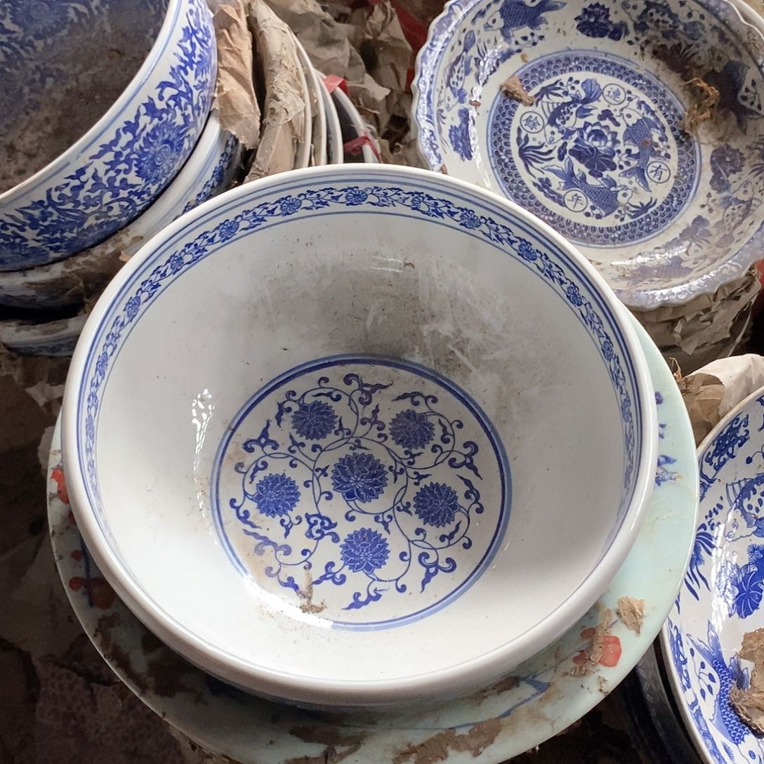 摆件10寸青花玲珑瓷碗