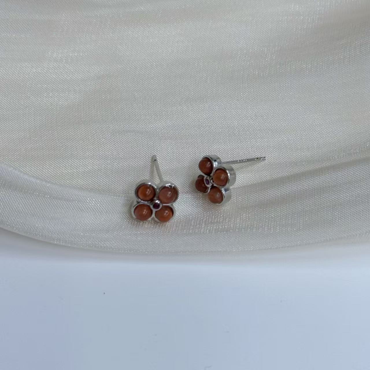 925银耳饰 3021 时尚精美设计款百搭耳钉