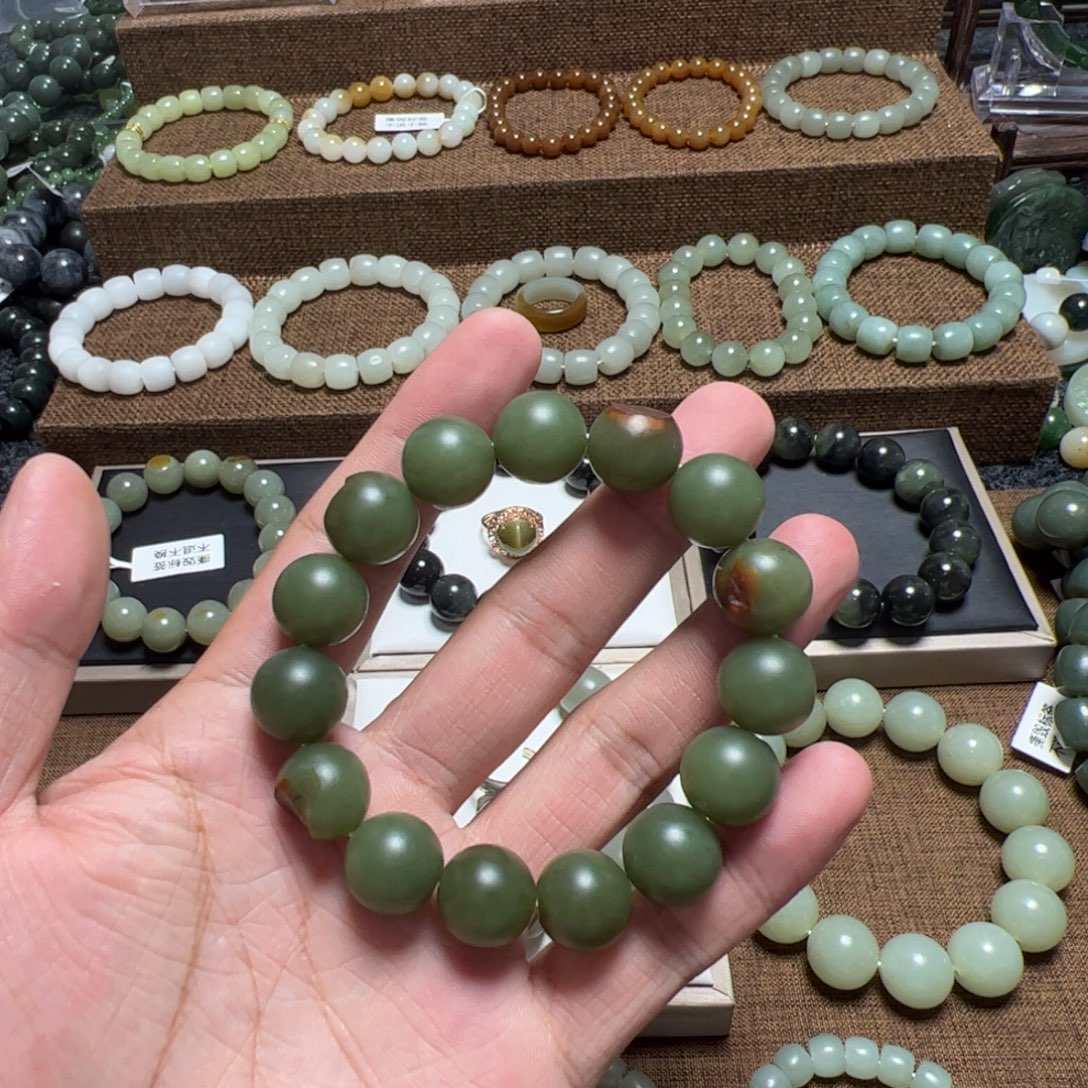 手链未镶嵌和田玉（糖玉）