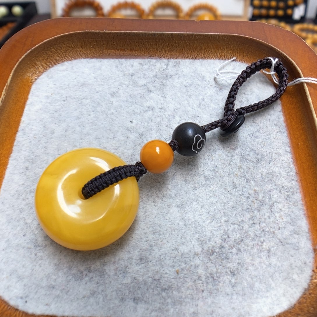 蜜蜡吊坠(赠链)未镶嵌钥匙扣