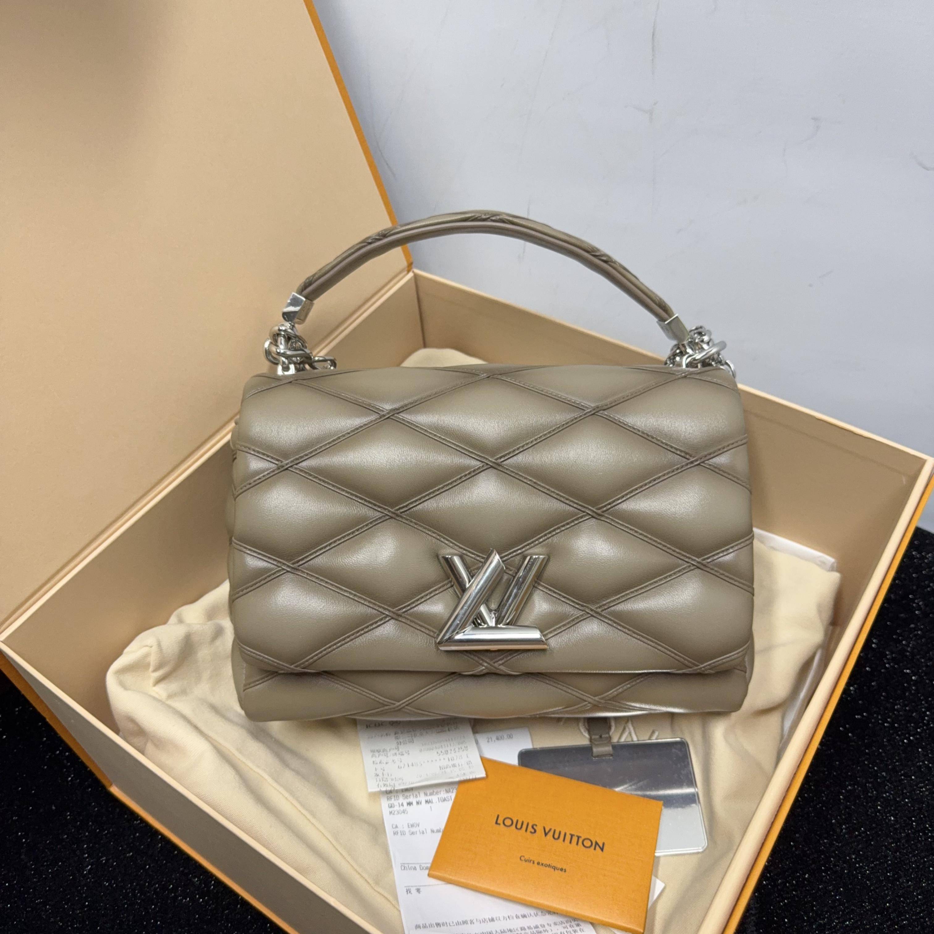 胖虎熙少/路易威登/95新/公价0/箱包/两用包/31B2504250152