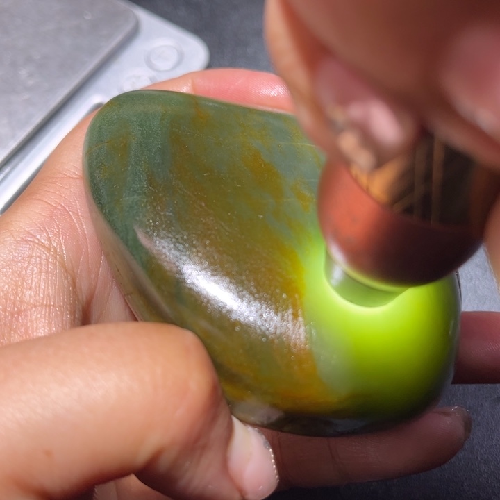 和田玉未镶嵌珠宝奇石