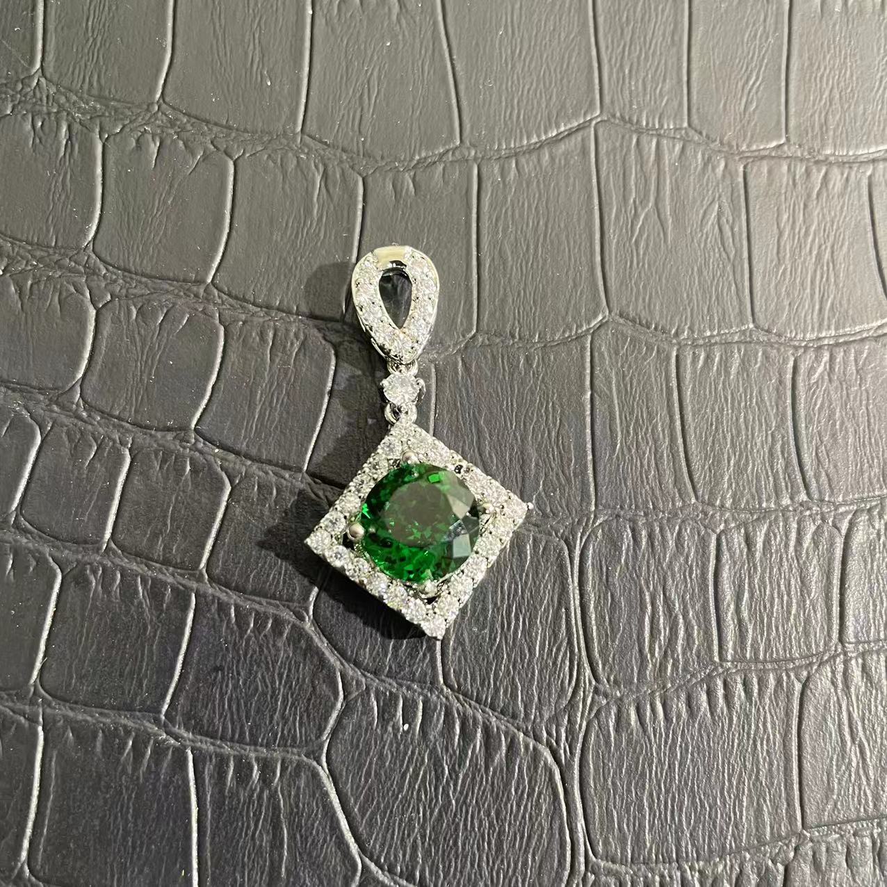 H-446精美时尚吊坠多样性发一件