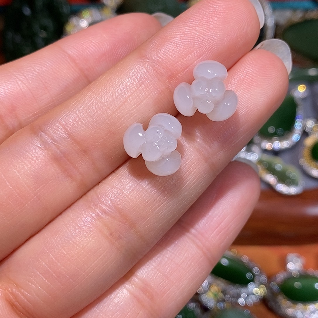 和田玉银S925镶嵌耳饰