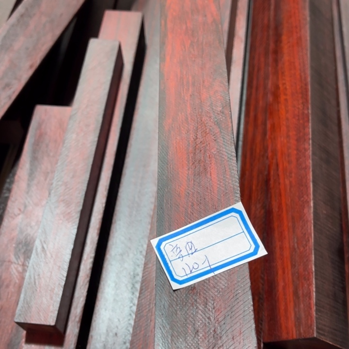 紫檀木类端景台弯**直