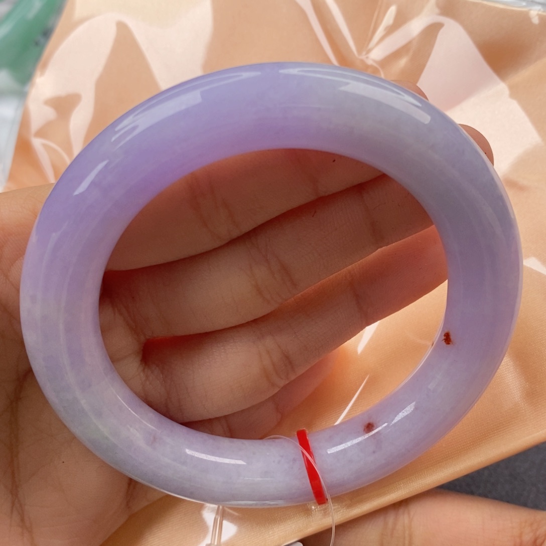 翡翠手镯（圆镯）未镶嵌萌*哒