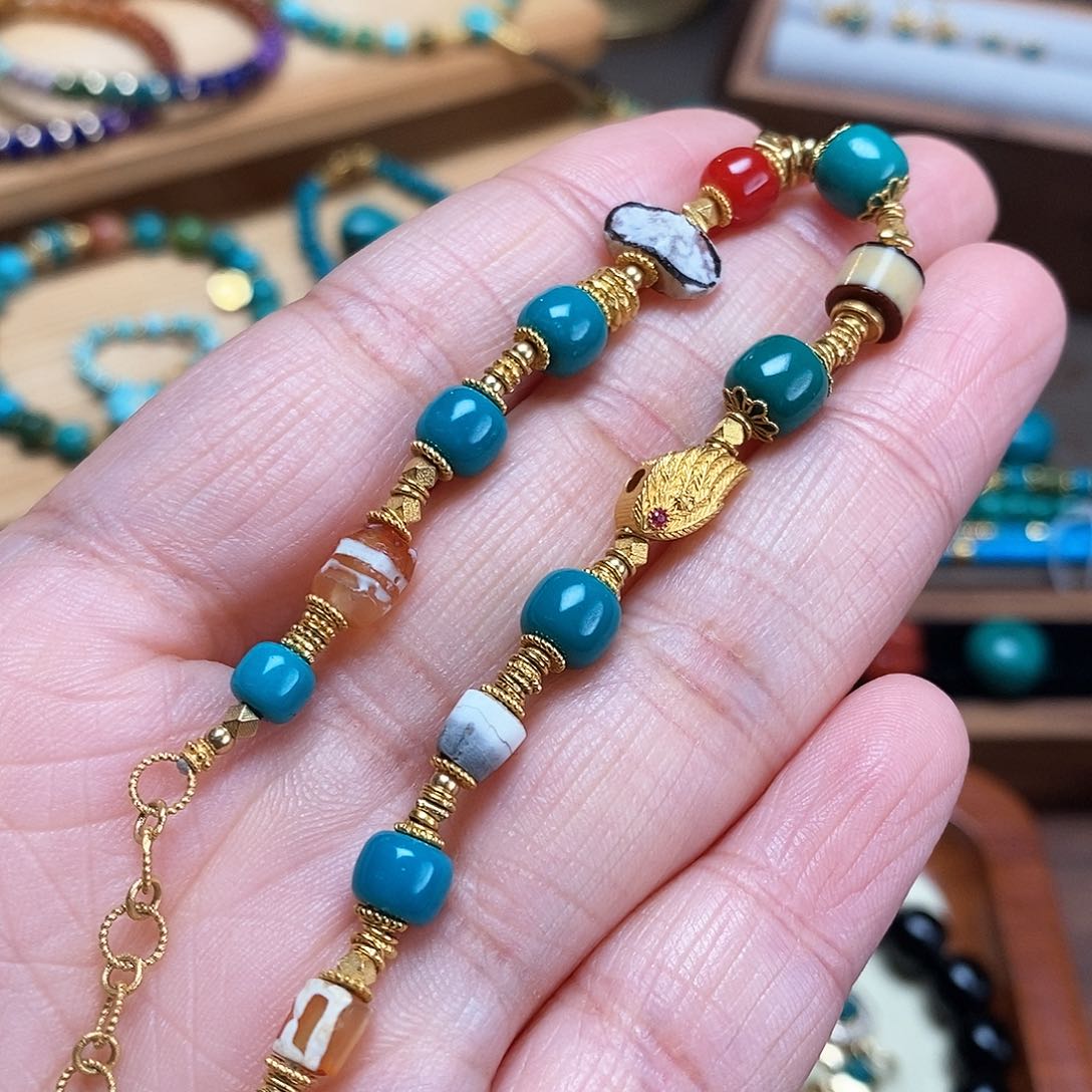 绿松石珠宝奇石未镶嵌