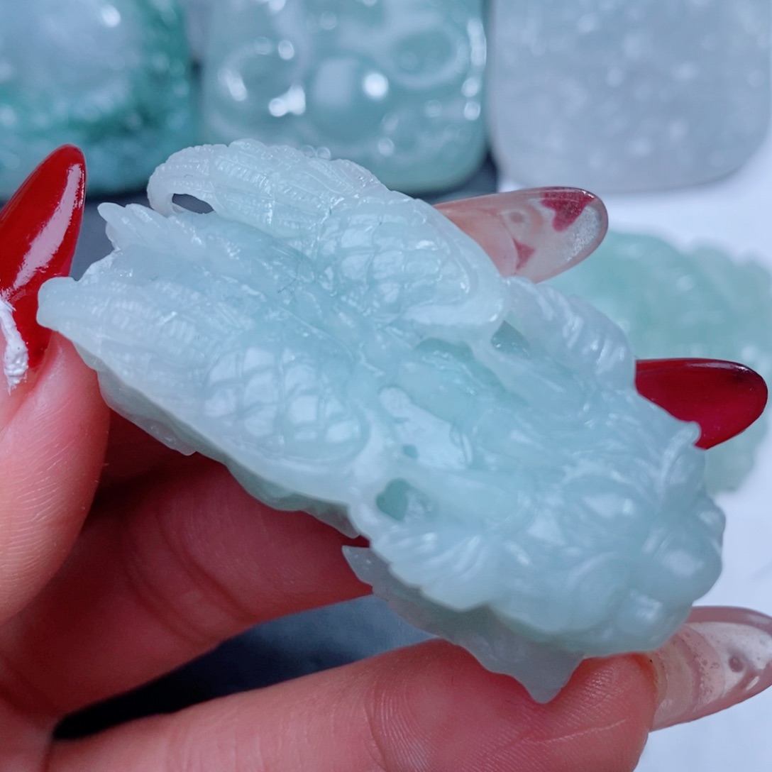 定制翡翠吊坠未镶嵌