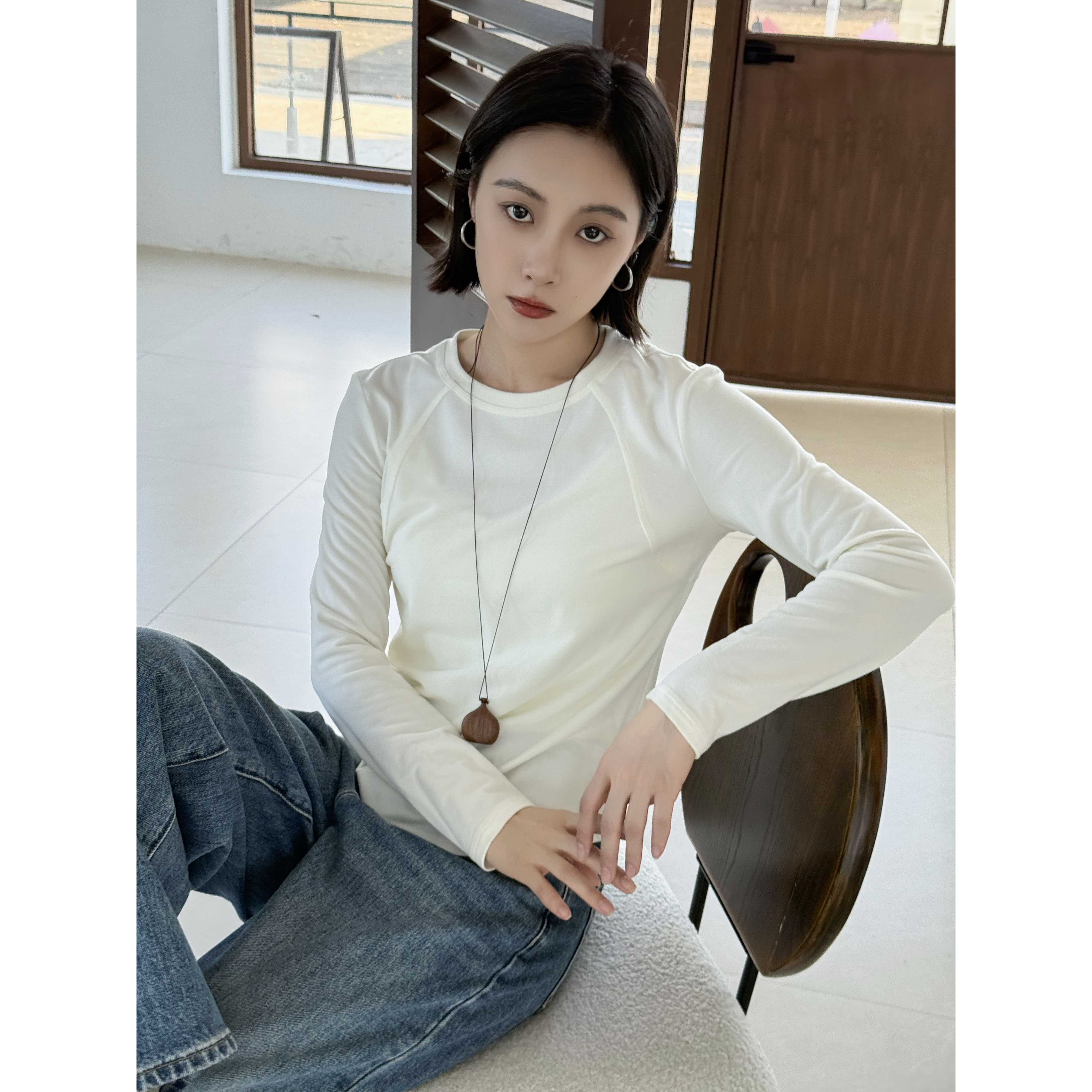 【秋冬新款】简约轻奢气质时尚休闲百搭内搭显瘦明线打底上衣ZG1051