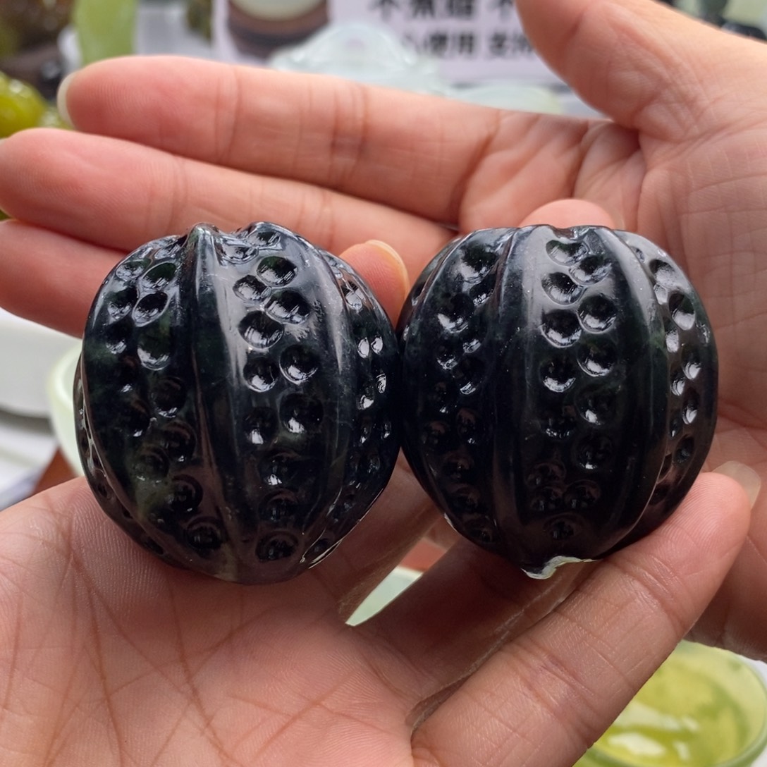 未镶嵌岫玉四大名玉手把件