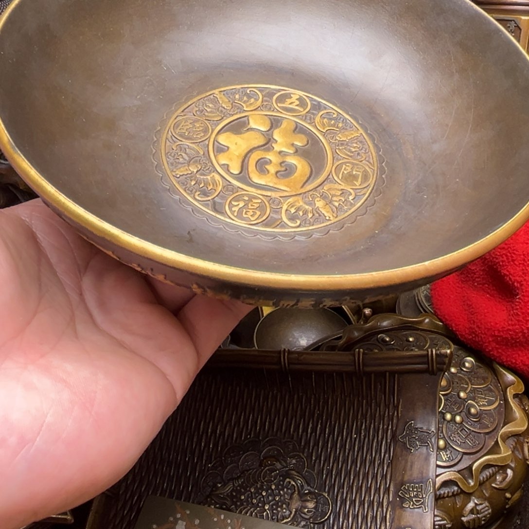 精美铜器点击下单