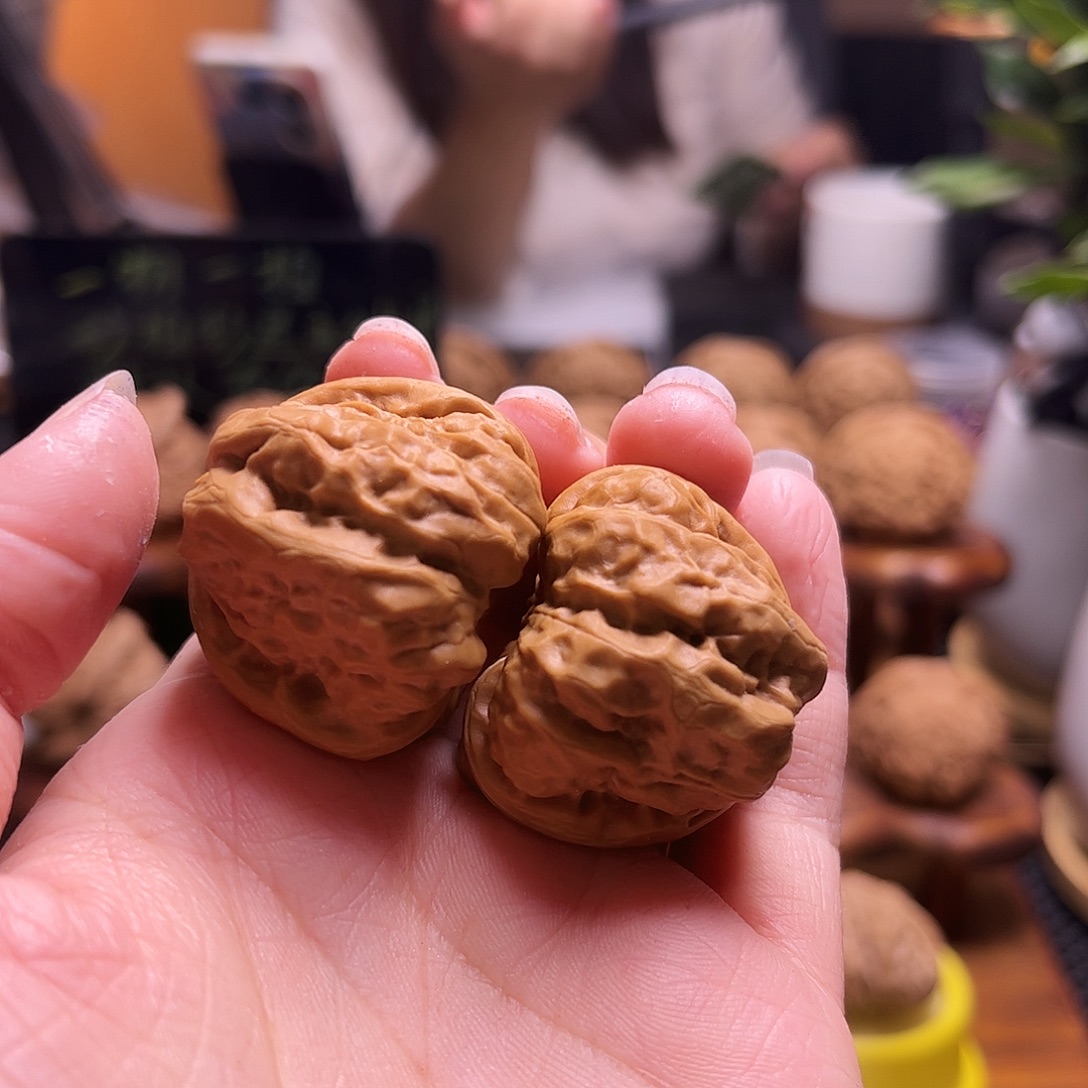 狮***兄把件文玩核桃34尺蛤蟆13