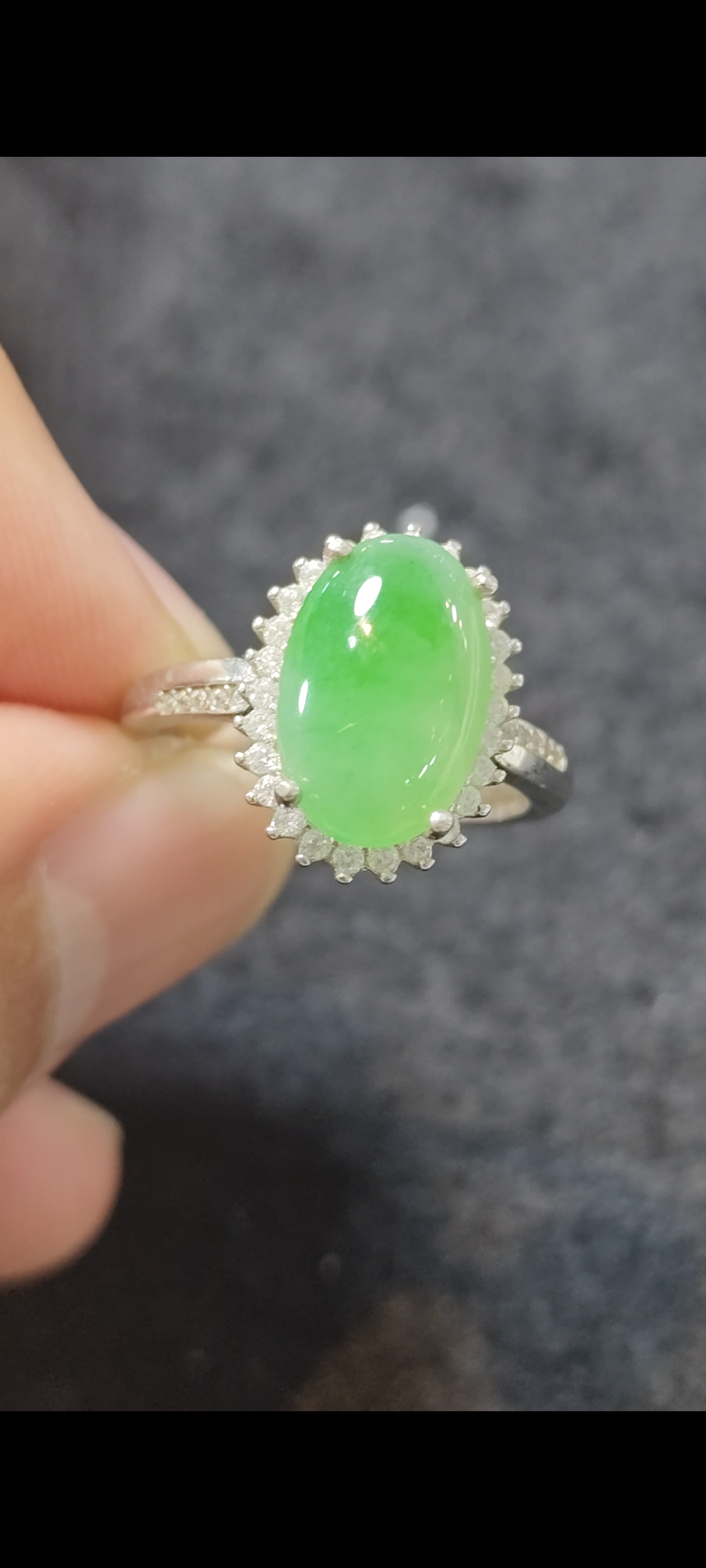 缅甸翡翠A货甜阳绿戒指国标银镶嵌