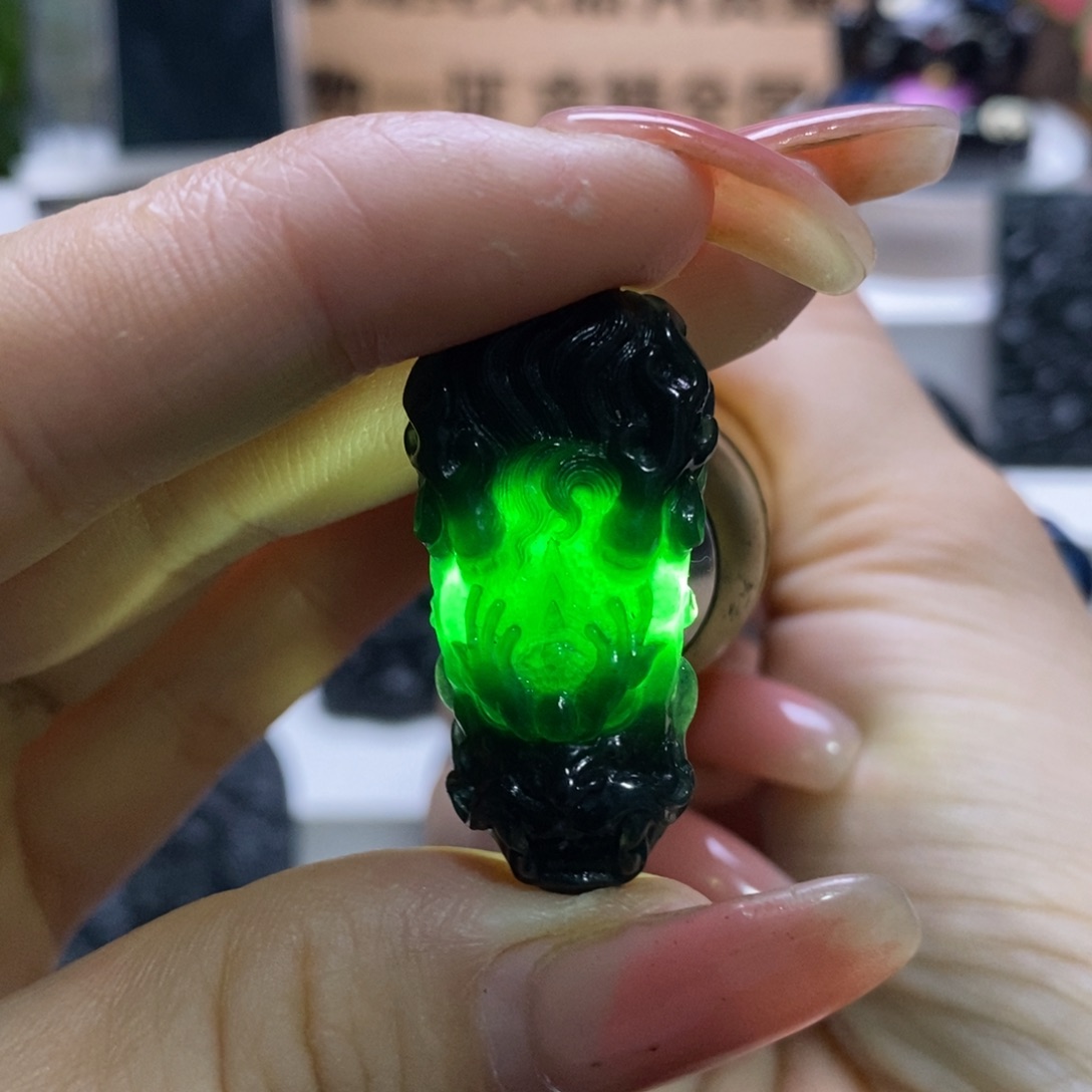 未镶嵌定制翡翠天然缅甸A货墨翠龙头